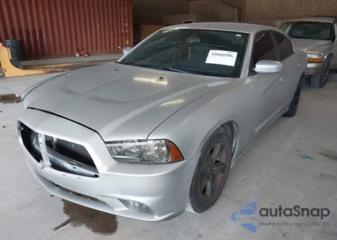 2013 Dodge Charger Se from USA, damaged, VIN 2C3CDXBG4DH563028